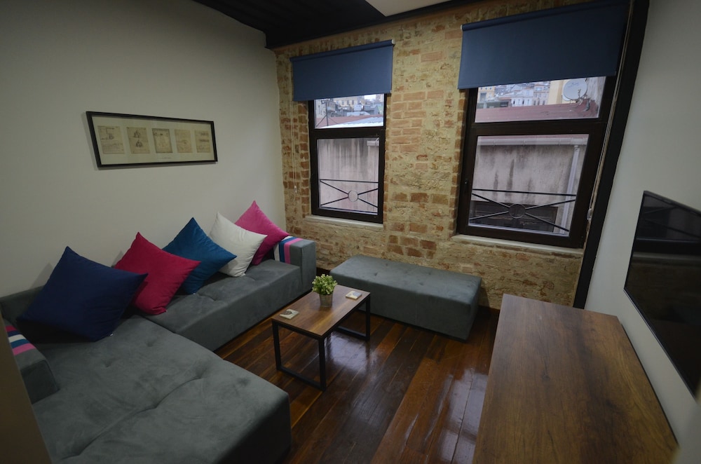 Unver Galata Apart - Image 30