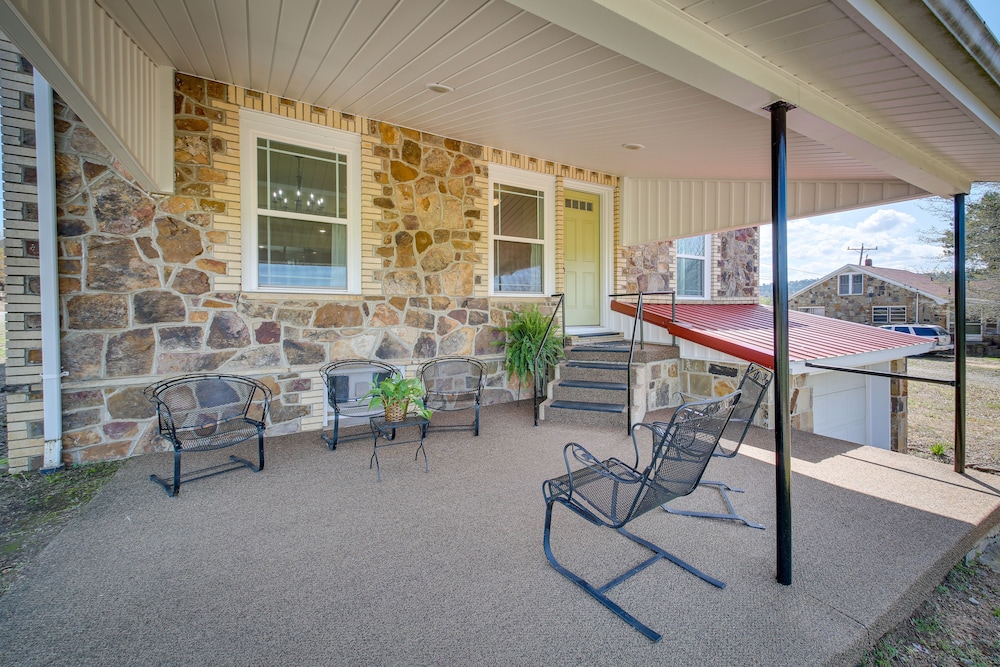 'marie's Place' - Walk to Subiaco Abbey! - Property Image 9