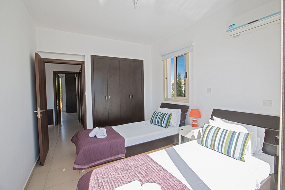 Cyprus Villa Near the Beach, Paralimni Villa 1289 view 3