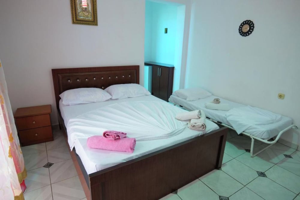 Vila Xhafa