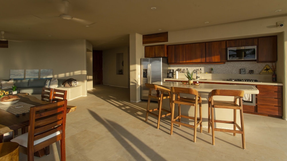 Punta Majahua Condos