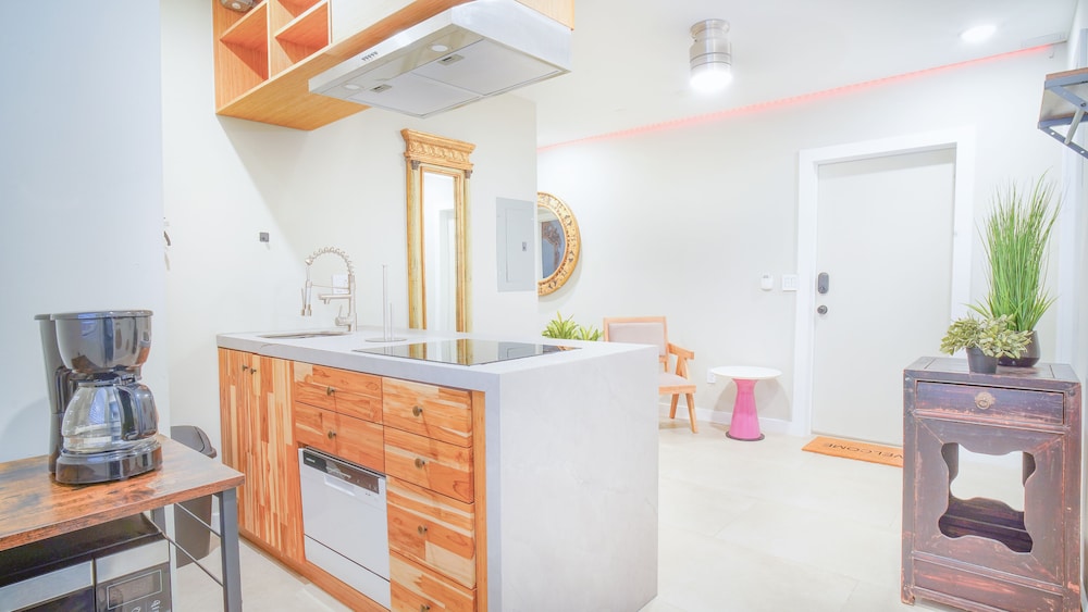 Luxury Comfort Apartment with Parking