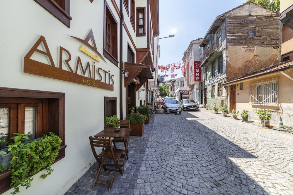 Armistis Hotel