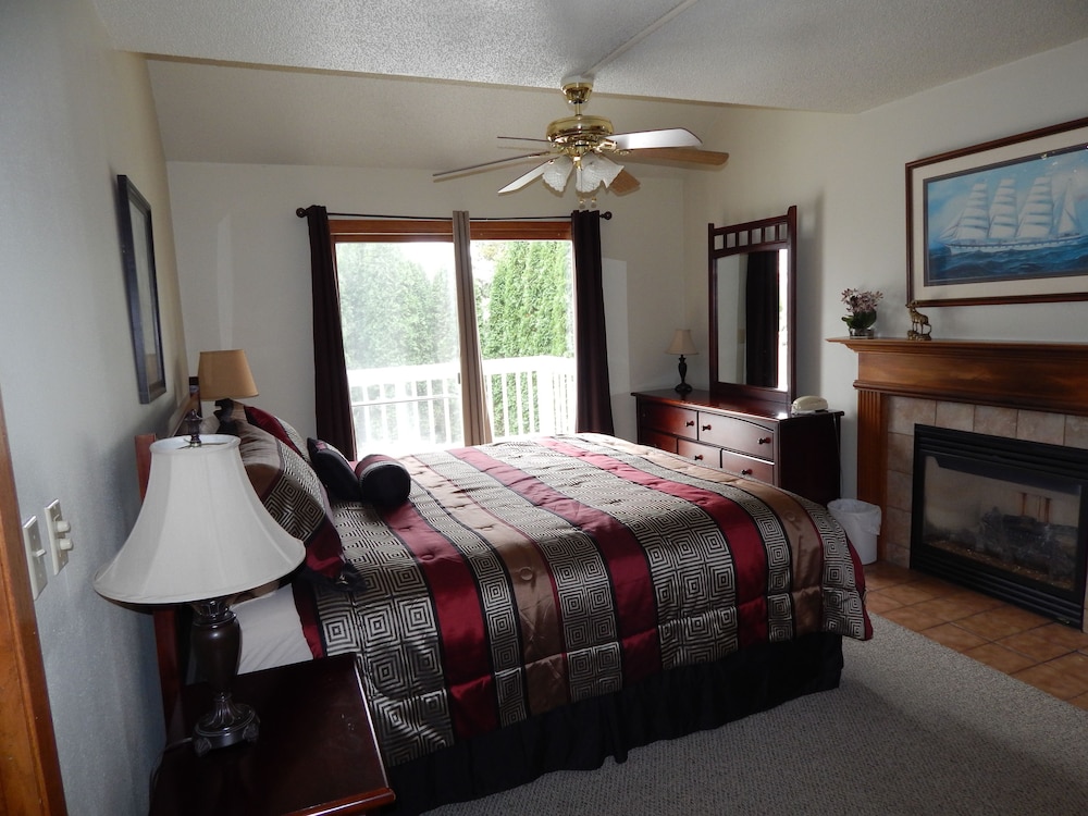 Galena Vacations - House on Northview - Property Image 5