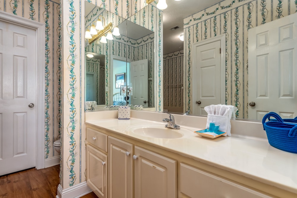 Sunrise East - 346 Audubon Unit B 3 Bedroom Home by RedAwning view 5