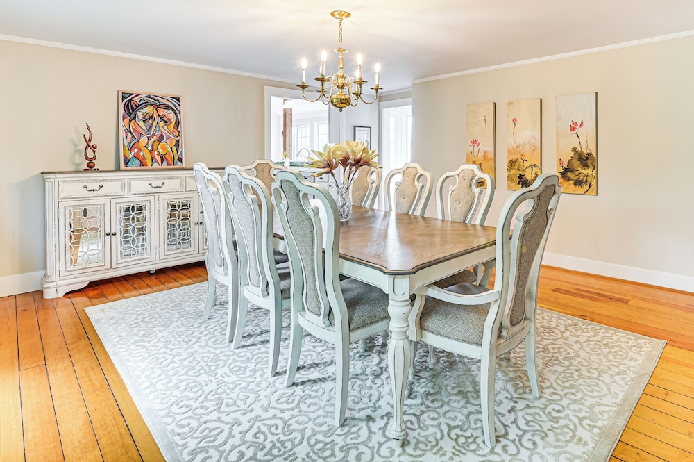 1 Mi to Vineyard: Serene Berkshires Country Escape