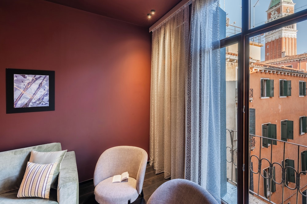 Palazzo Rota Luxury Apartments