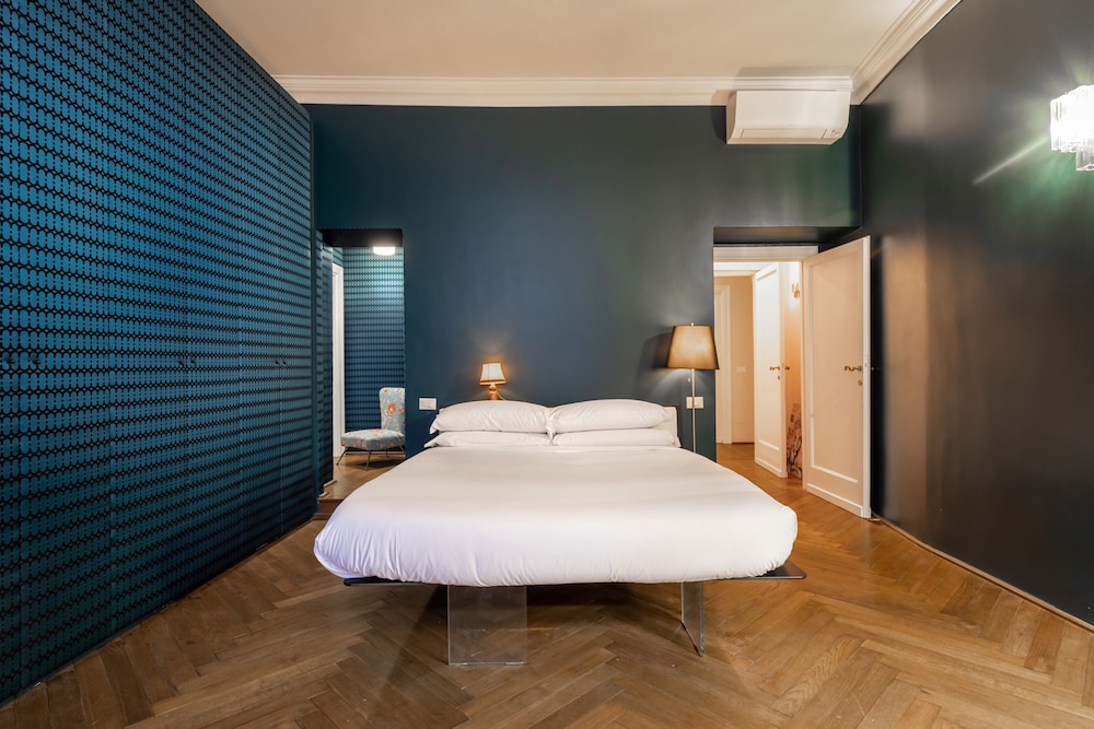 Chic and Style in Historical Via Giulia