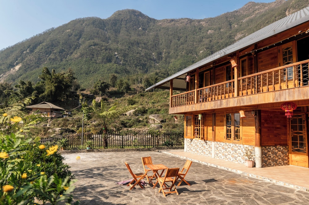 Hmong farmstay