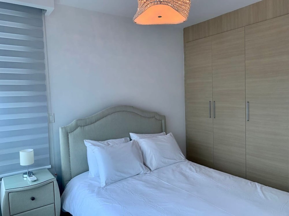 East Tower - Spacious 3 Bed Apt in Costa del Este