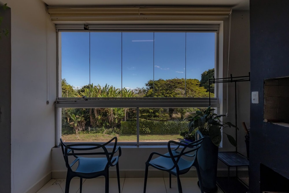 Apt pet Friendly c Garagem pr Ximo ao Beto Carrero