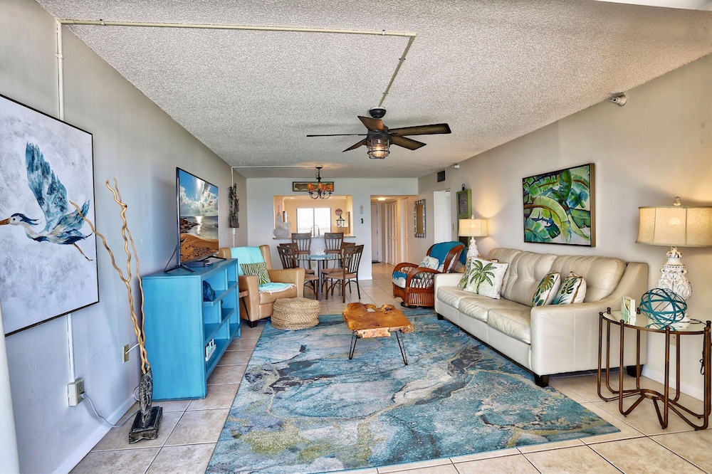 Ocean Sands 1-1002