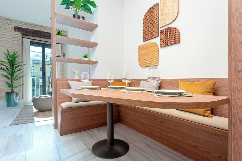 Exclusive Apartment in Seville. San Vicente I