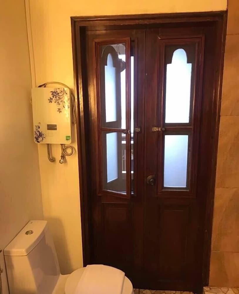 F8 Bed and Breakfast
