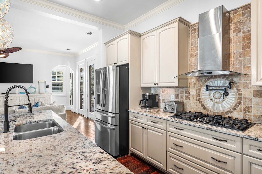 Modern Stay Near 30A w Pool Balcony Golf Cart Rental 30A Sunset Cove
