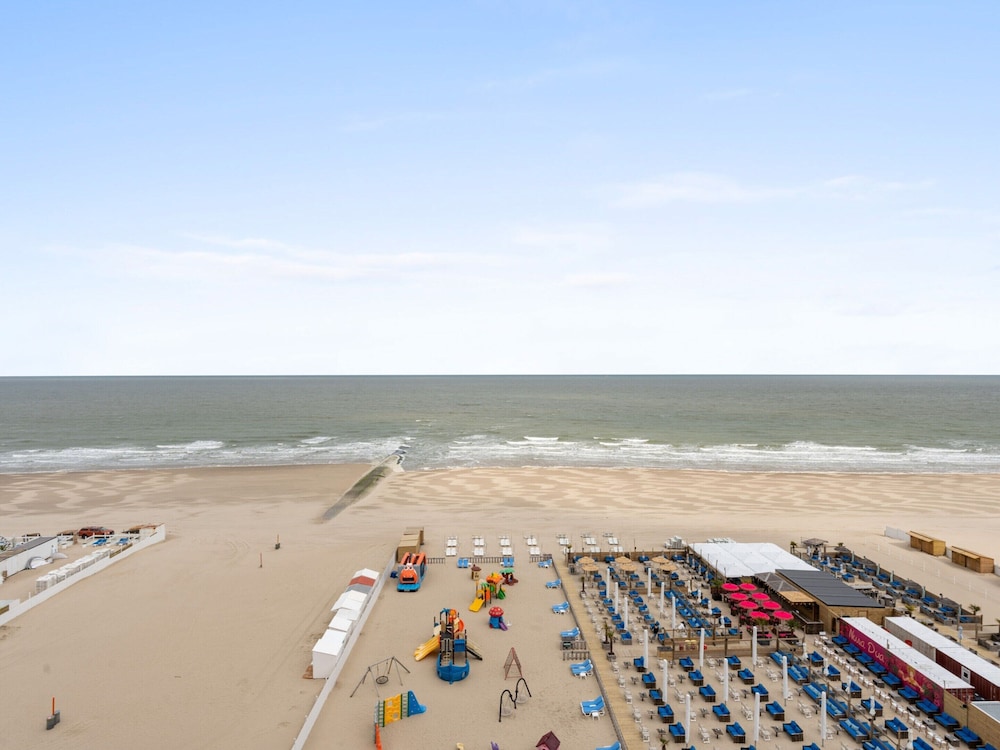 Appealing Apartment With Sea-view
