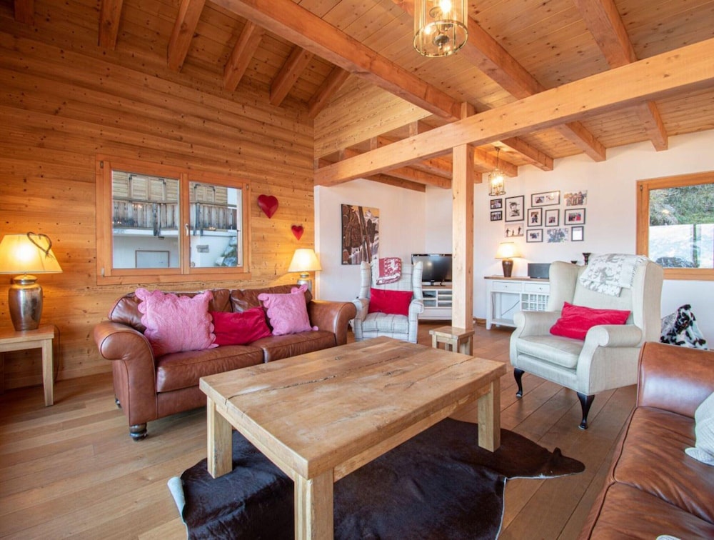 Chalet in Veysonnaz With hot tub