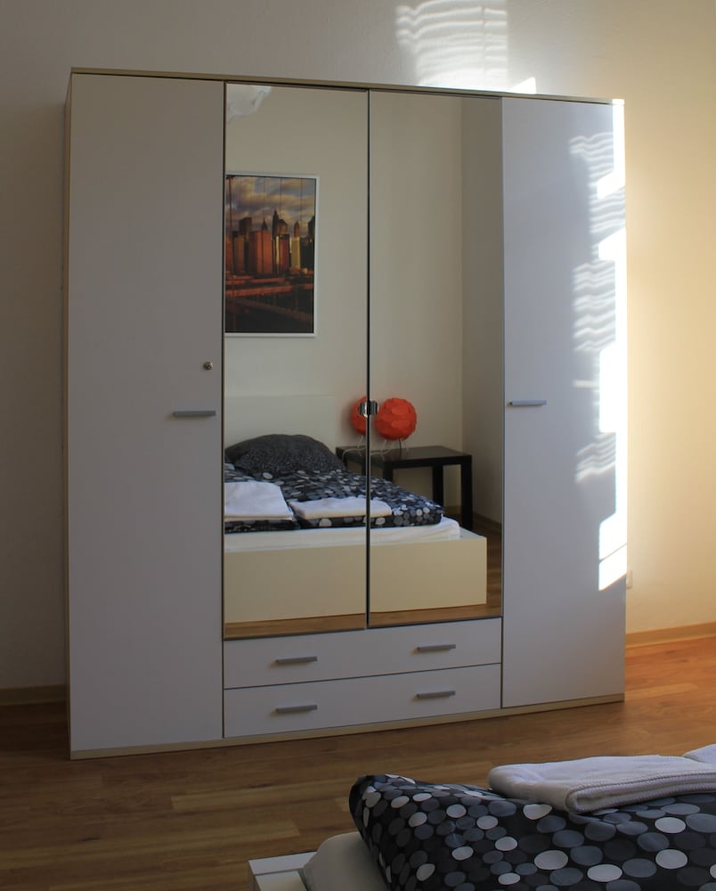 Frankfurt Vacations - FreddApp One - Property Image 9