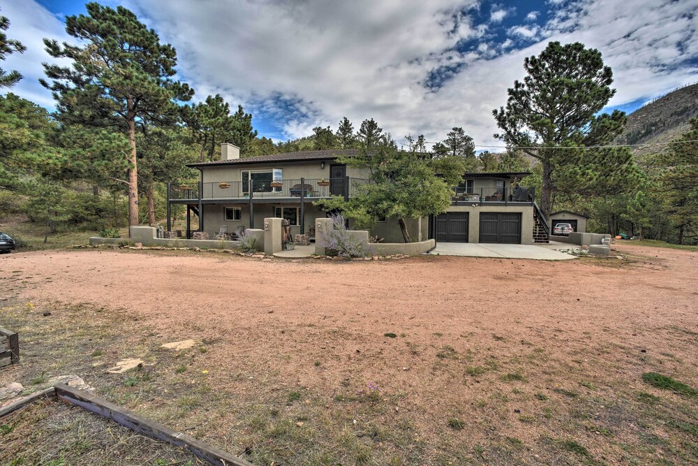 Homey Mtn View Escape: 11 Mi to Garden of the Gods view 4