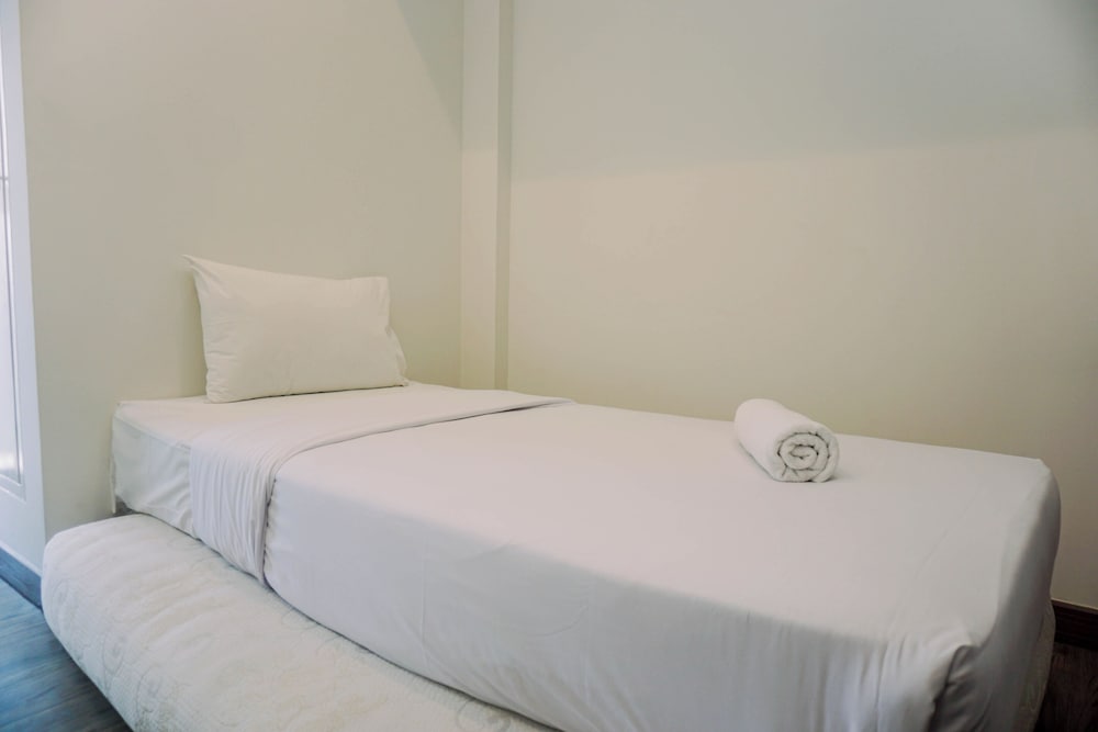 Nice 2Br At Branz Bsd City Apartment