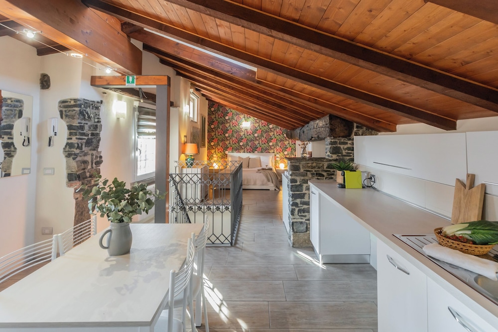 Domus in Como by Rent all Como