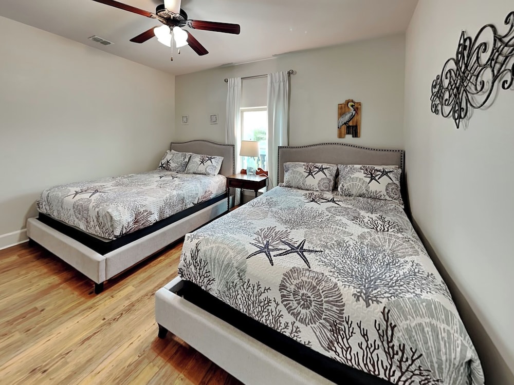 Casa Blanca by Miss Kitty’s