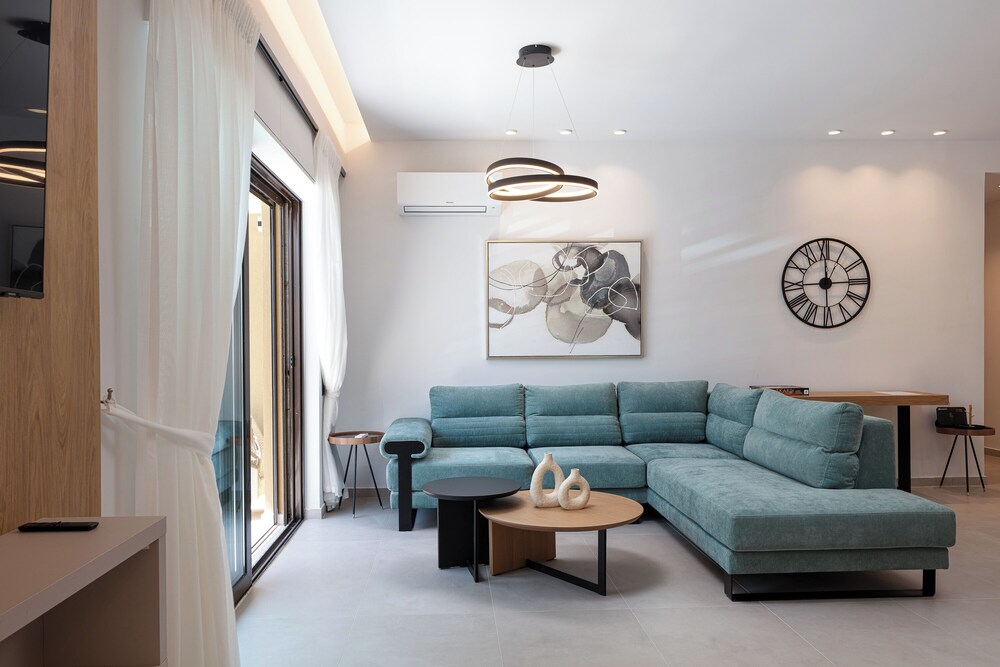 Aria's Apartment