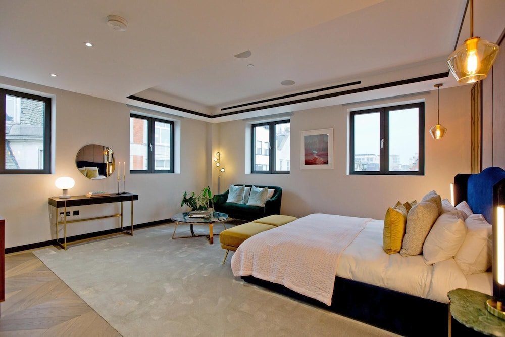 3-bed Rooftop Penthouse
