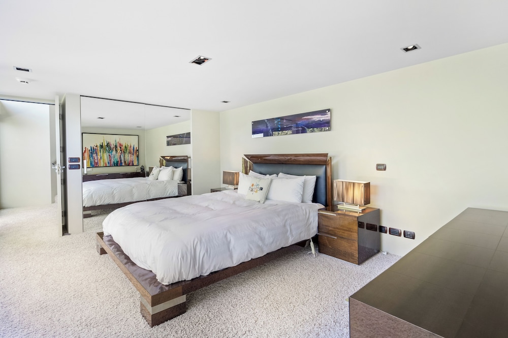 Exclusive Entire Lodge
