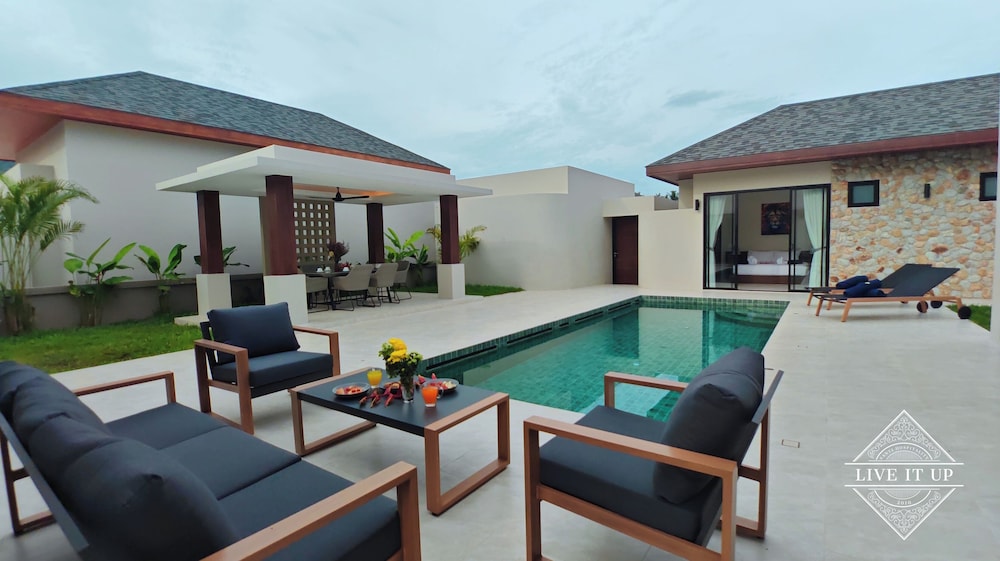 Santi Tara Villas