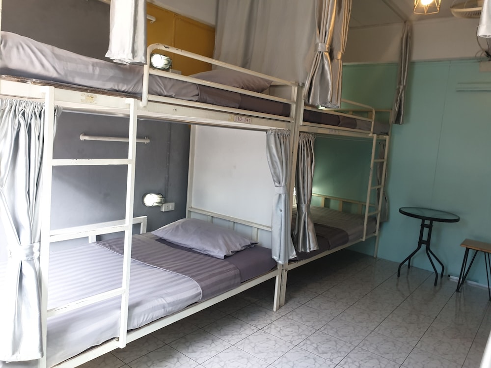 i-smile MeU2 Hostel