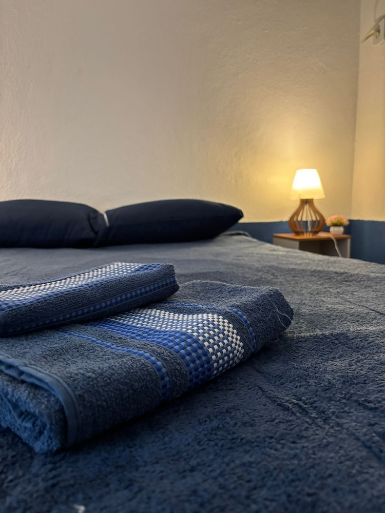 Primos Hostel & House
