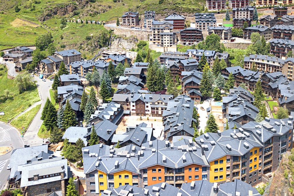 El Tarter Mountain Ski Vacation Rental