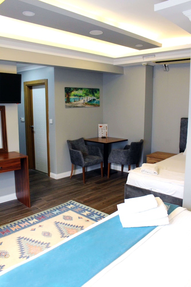 Big Life Otel - Image 17