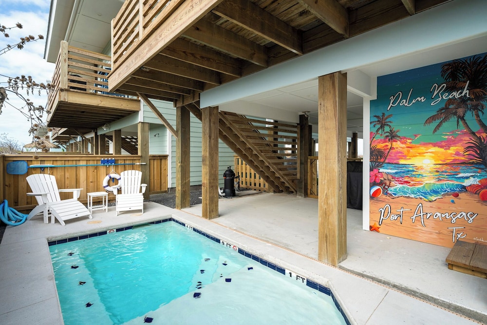 Palm Beach! Private Pool - Boardwalk - Game Room!