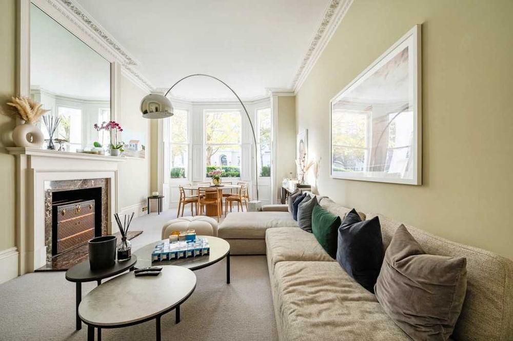 Kensington High Life- by Out of Office Lifestyle