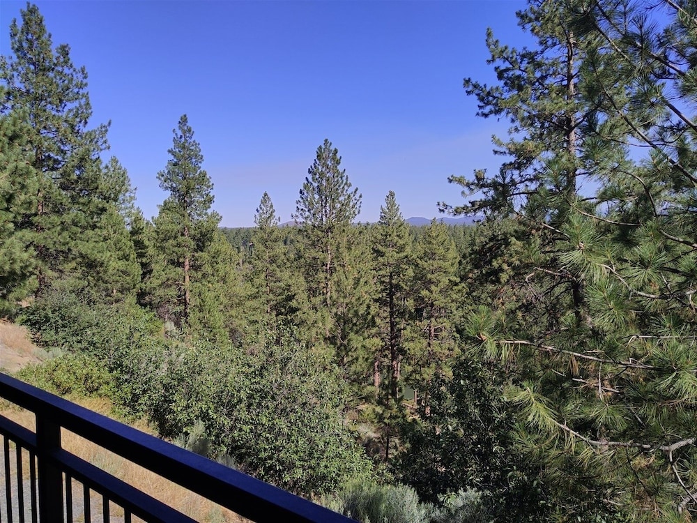 7th Mtn 823f 3 Bedroom Condo