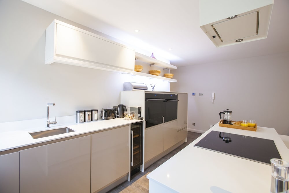 Oxford Vacations - The Huxley - Property Image 1