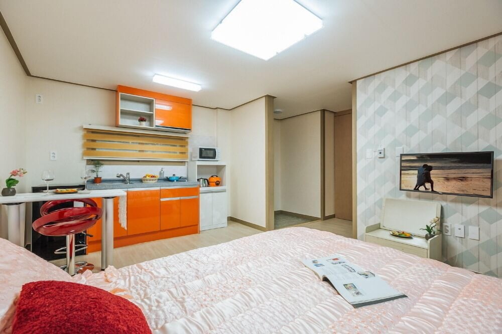 hotel room