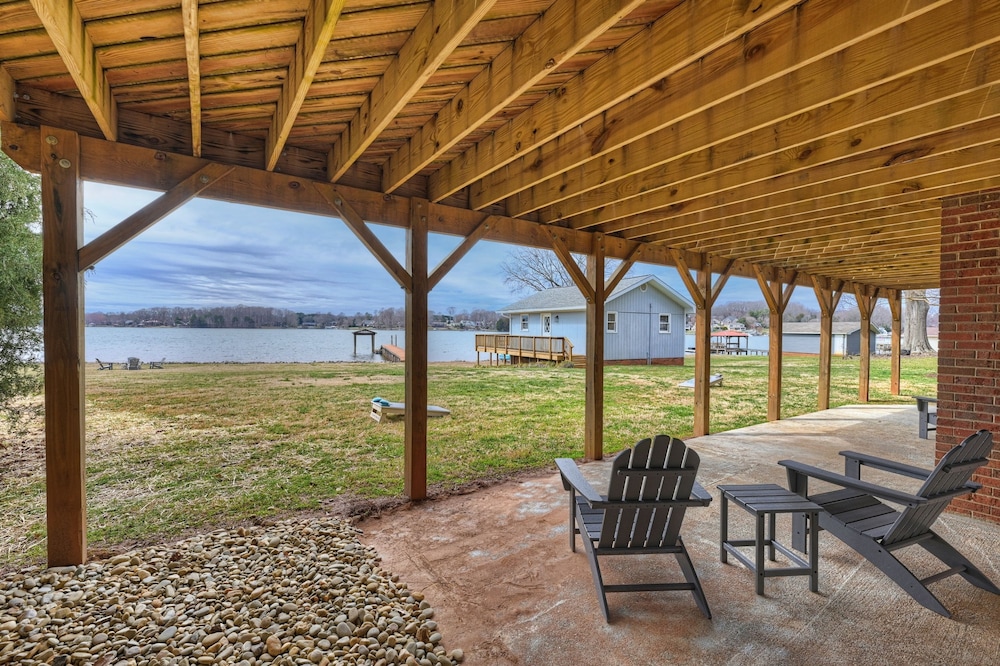 Ponderosa Pointe by Avantstay Boathouse Views