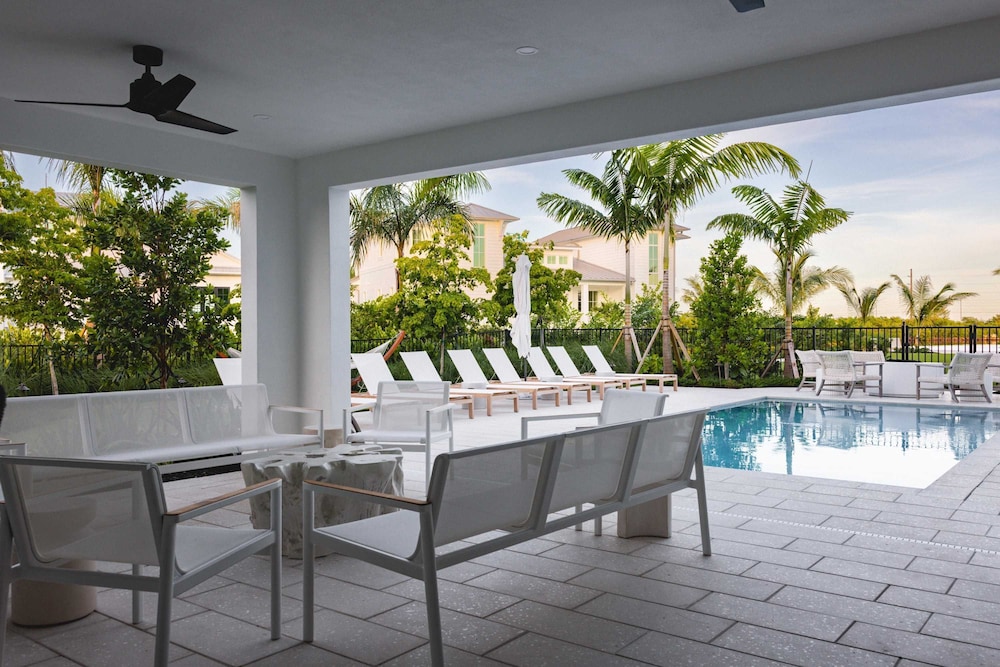 The Joyrise House at Solaire Lunara Bay