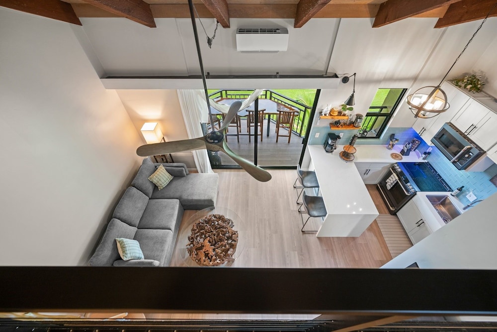 Kona Makai 3302 2 Bedroom Condo