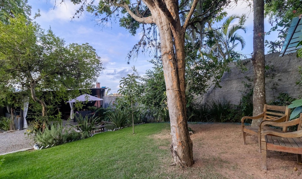 Your Getaway in Florianopolis, Just Minutes From the Beach NDE
