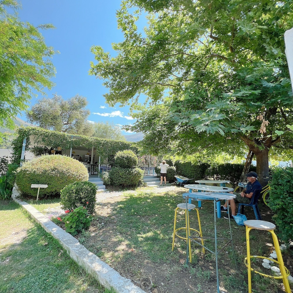 Garden Villa Naza