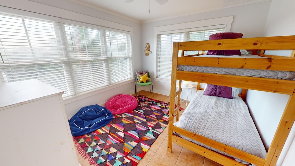Miss Us Howl by Tybee Vacation Rentals