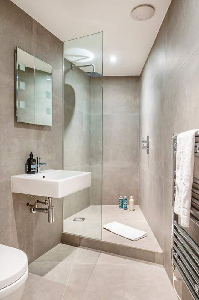 The Urban Minimalist- Notting Hill 2 Bed
