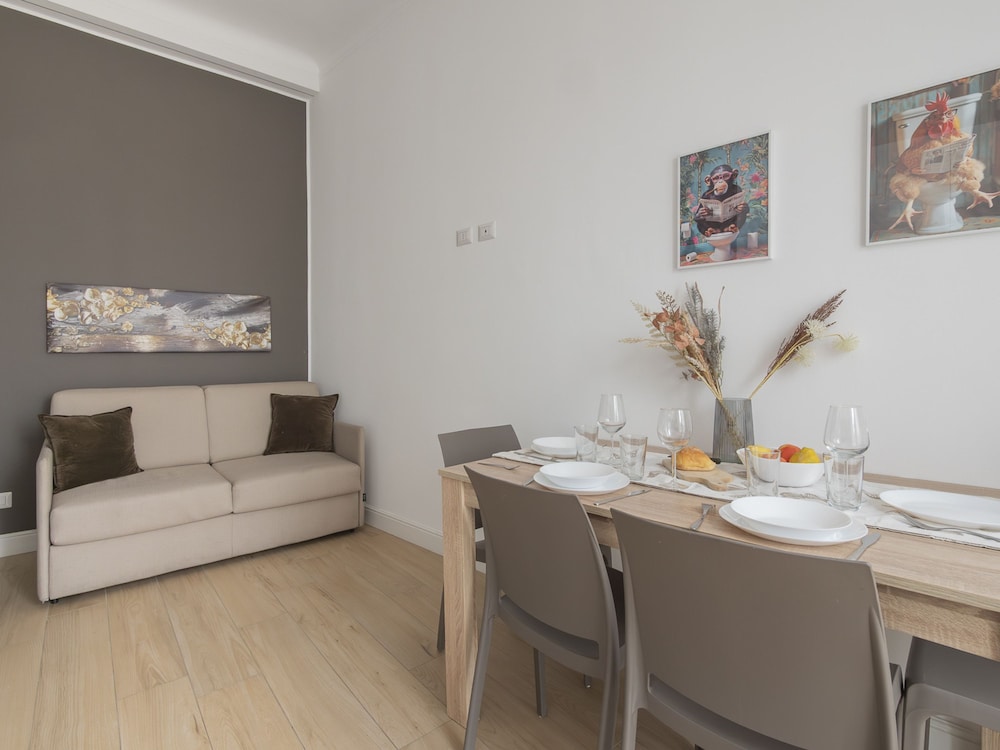 Spinoza - Modern 1 br With Balcony Steps From Piola