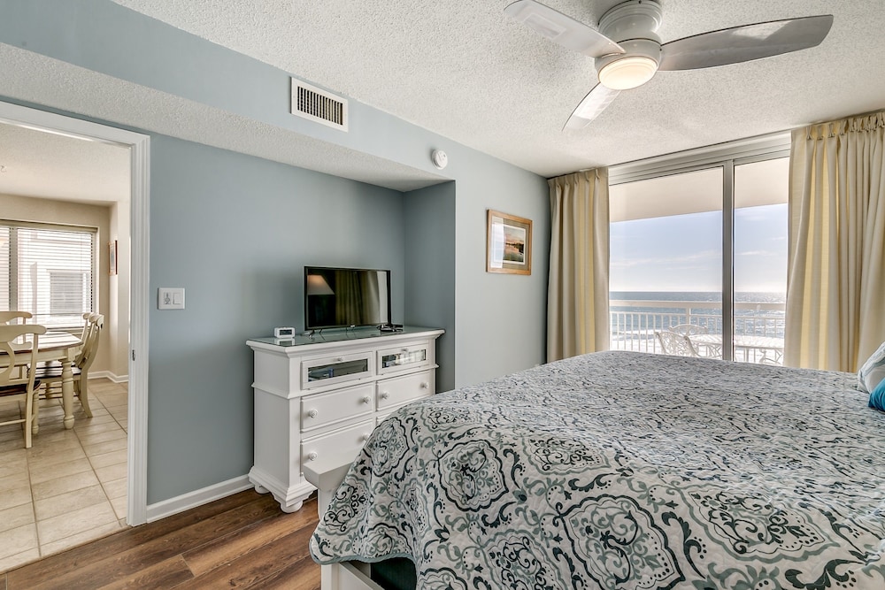Crescent Shores by Condo-World