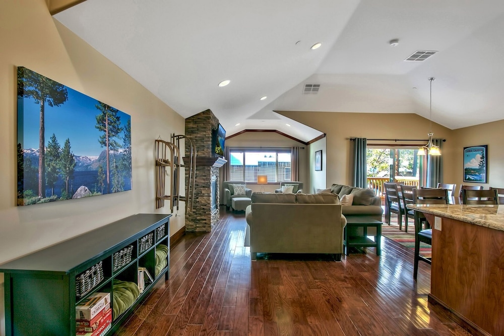 Conifer Chalet 3 Bedroom Condo