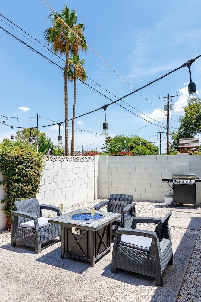 Old Town Art Deco - Pool&fire Pit - In Old Town